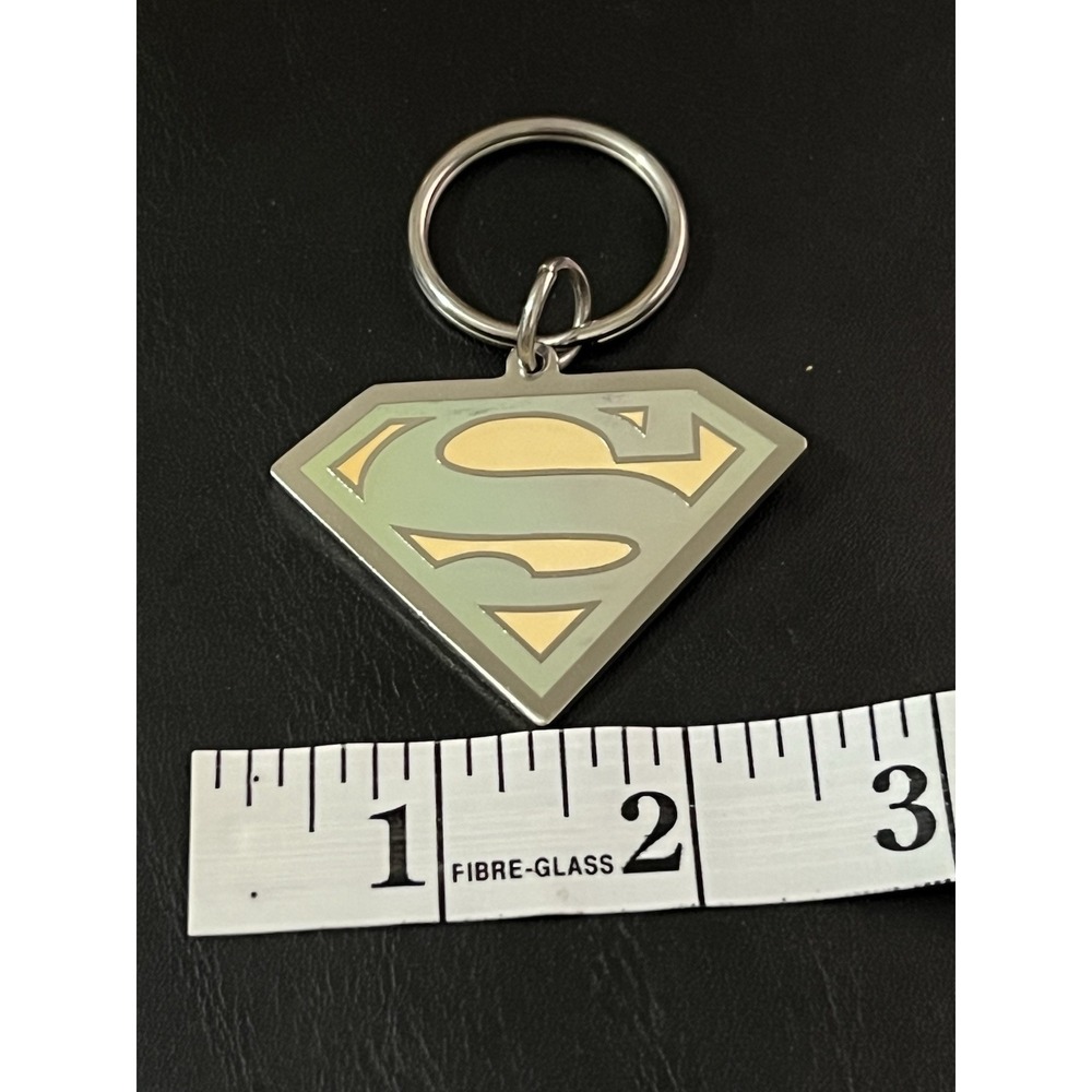 2006 DC Comics Superman Keychain - Picture 9 of 9
